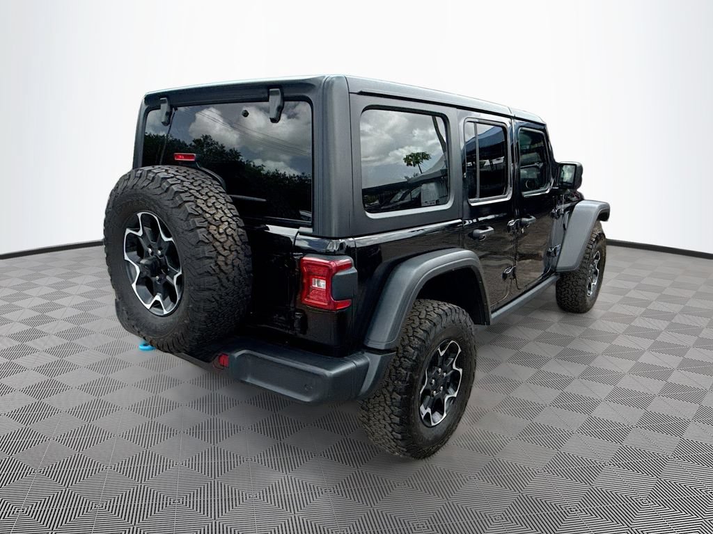 Used 2022 Jeep Wrangler Unlimited Rubicon 4xe w/ Cold Weather Group AWD/4WD image 5