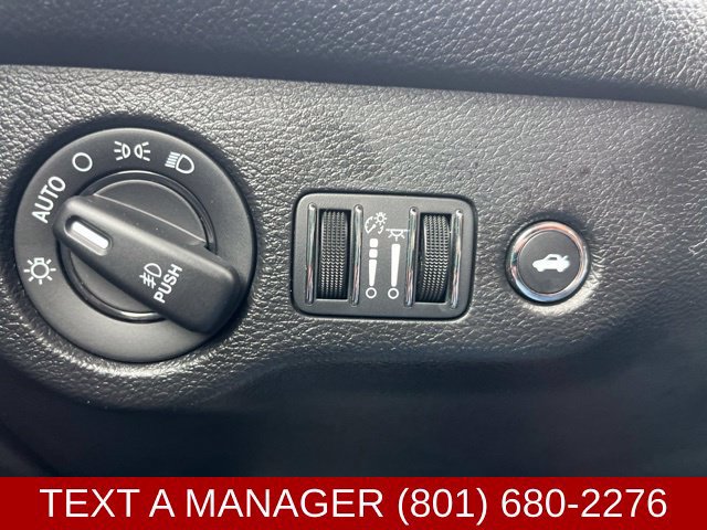 Used 2021 Dodge Challenger SXT w/ Driver Convenience Group AWD/4WD image 21