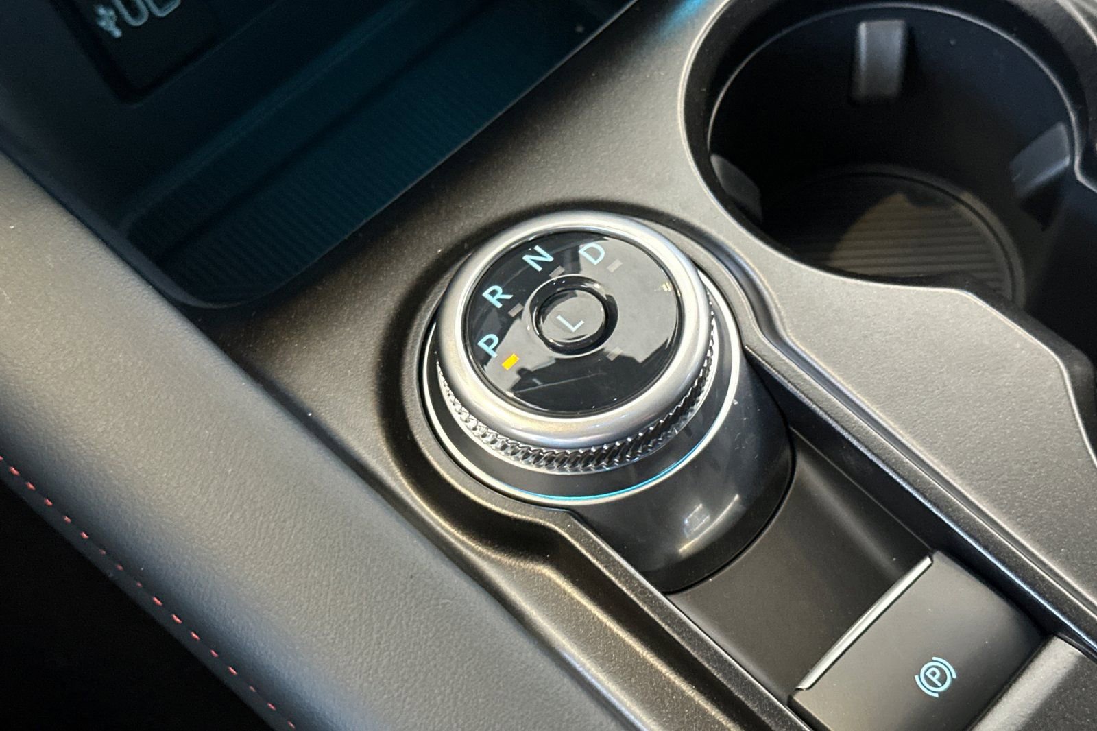 New 2026 Ford Explorer ST-Line w/ ST-Line Street Pack image 22