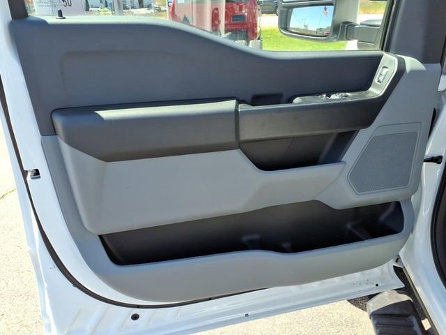 New 2026 Ford F350 XL w/ XL Chrome Package AWD/4WD image 11