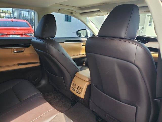 Used 2018 Lexus ES 350 w/ Premier Package FWD image 31