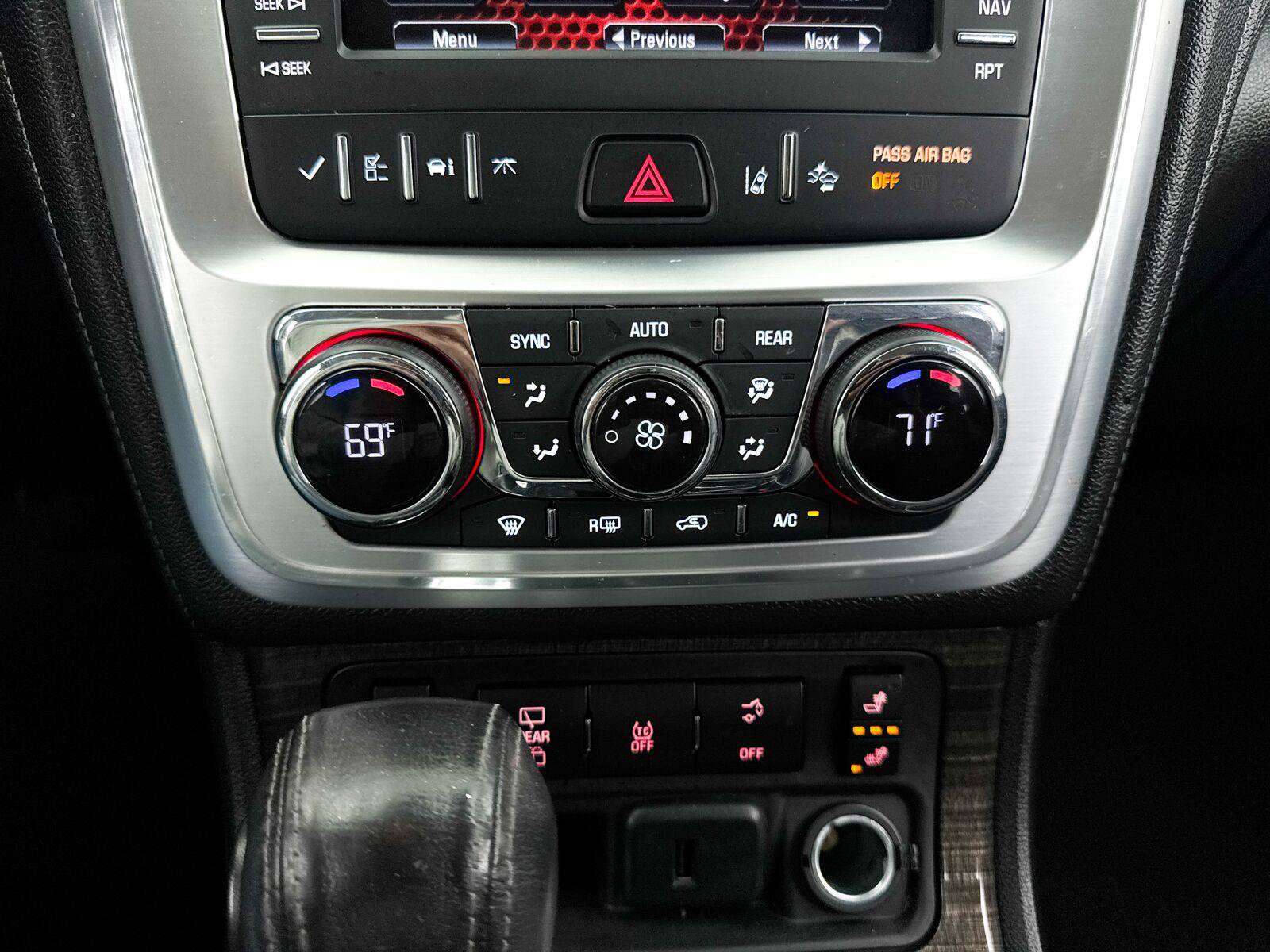 Used 2017 GMC Acadia Limited SLT FWD image 23