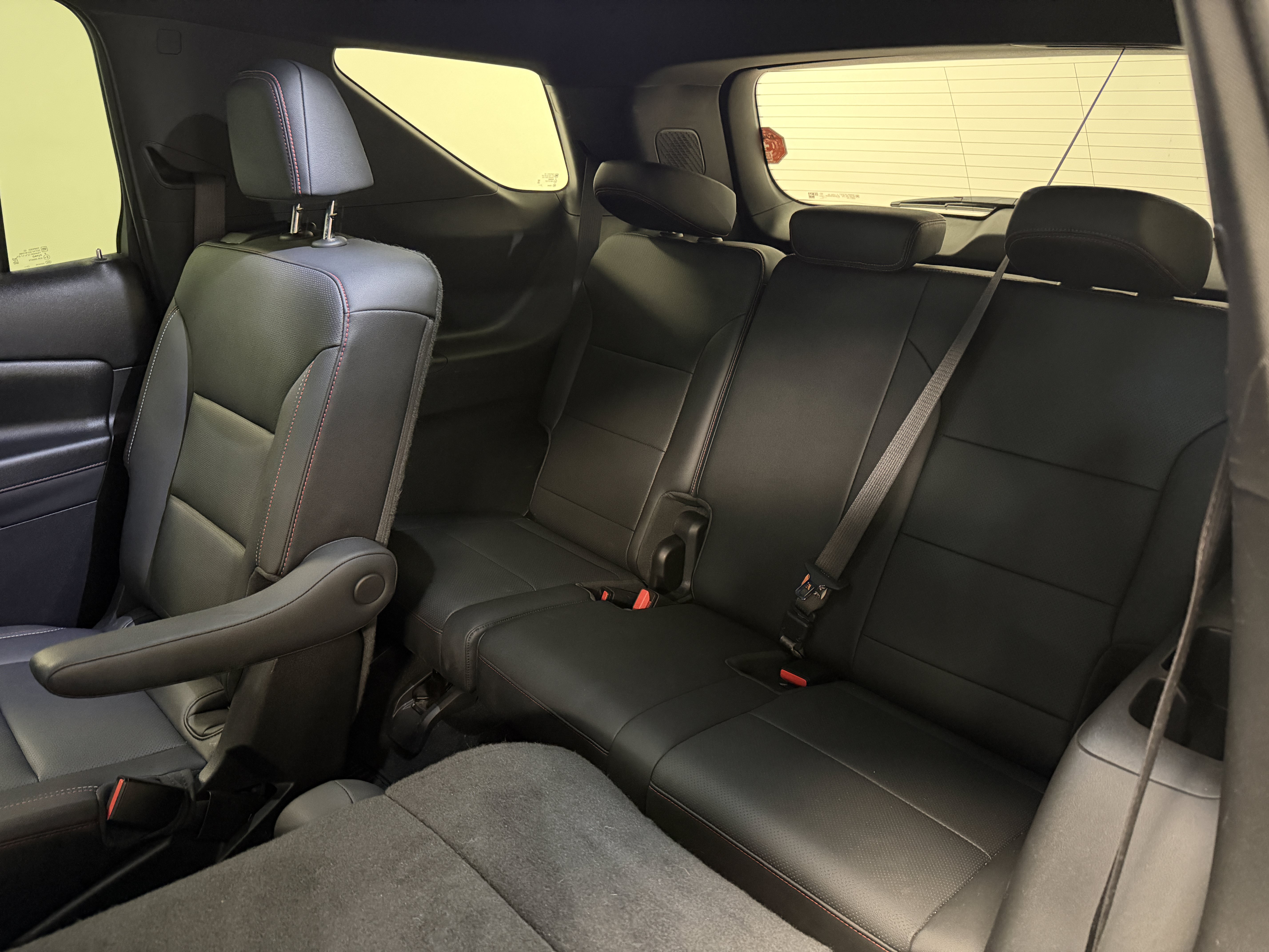 Used 2024 Chevrolet Traverse Z71 w/ LPO, Floor Liner Package AWD/4WD image 22