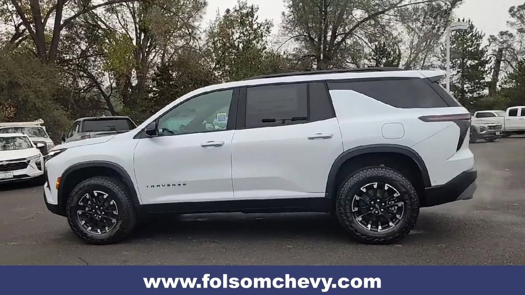 New 2026 Chevrolet Traverse Z71 w/ Enhanced Driving Package image 7