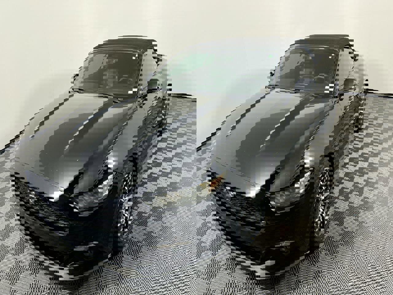 Used 2016 Ford Mustang Premium image 7