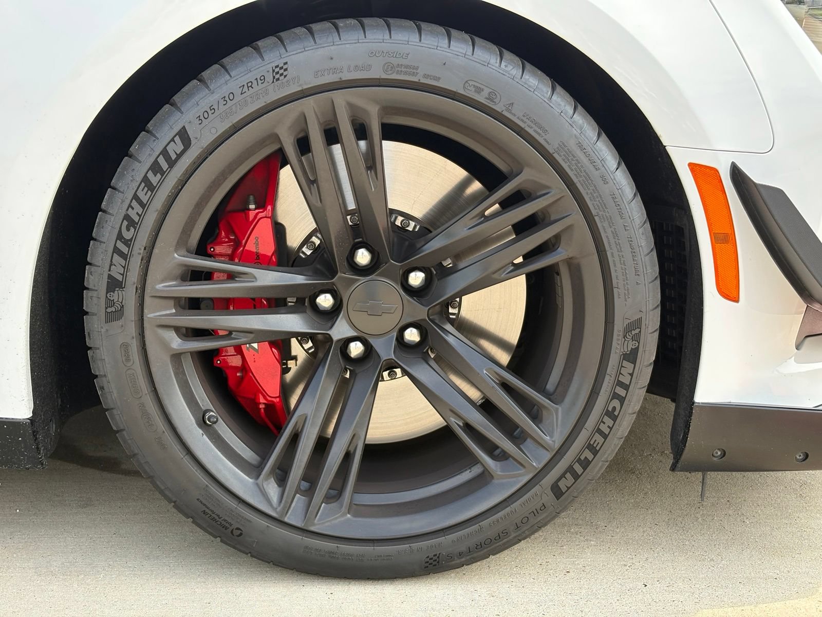 Used 2022 Chevrolet Camaro ZL1 RWD image 10