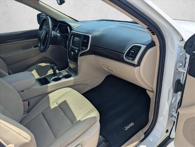Used 2014 Jeep Grand Cherokee Laredo w/ Quick Order Package 23E AWD/4WD image 19