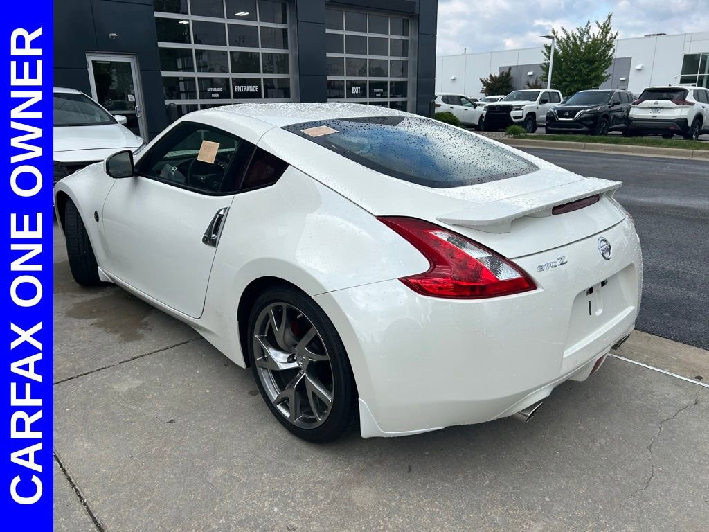 Used 2016 Nissan 370Z Coupe RWD image 3