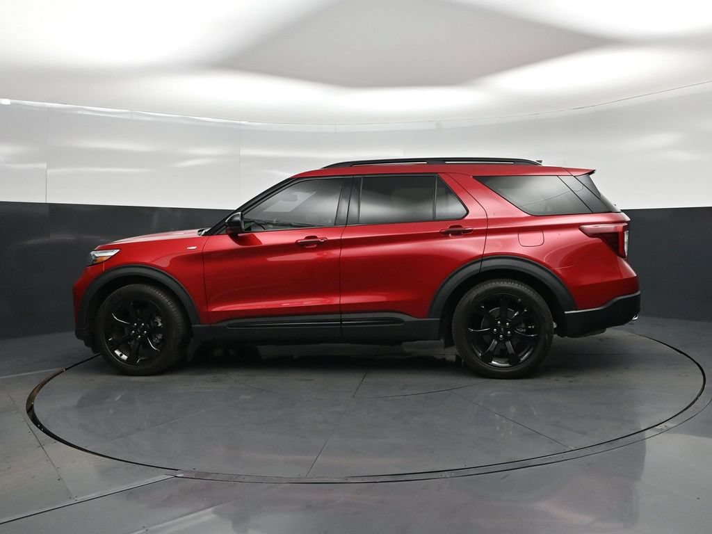 Certified 2024 Ford Explorer ST-Line w/ Class IV Trailer Tow Package RWD image 27