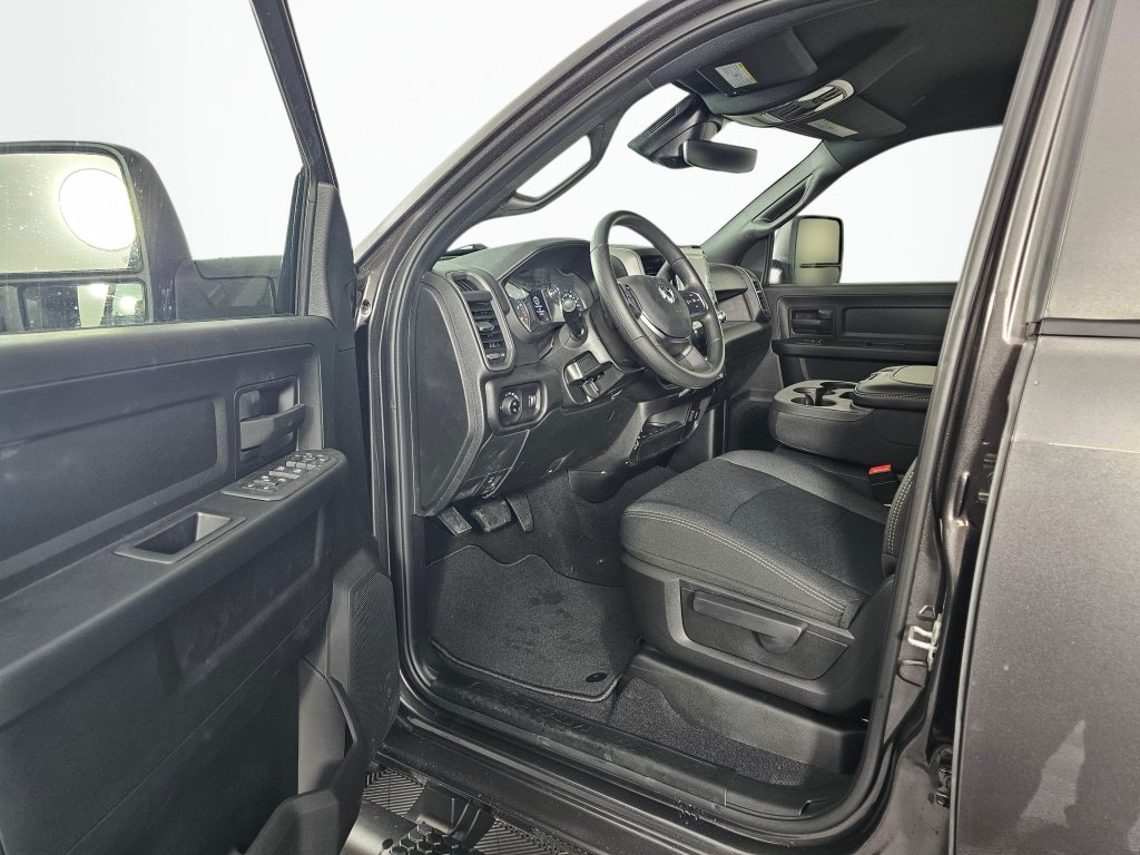 New 2026 RAM 3500 Tradesman AWD/4WD image 22