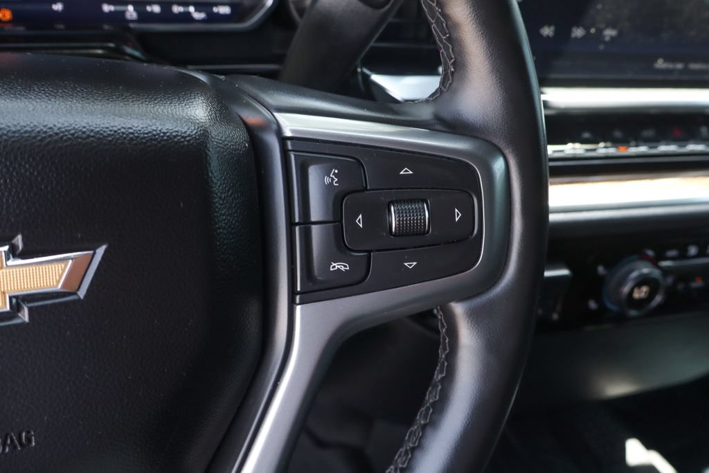 Used 2025 Chevrolet Silverado 1500 LT RWD image 23