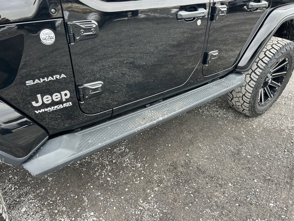 Used 2020 Jeep Wrangler Unlimited Sahara w/ Uconnect 4C Nav & Sound Group image 10
