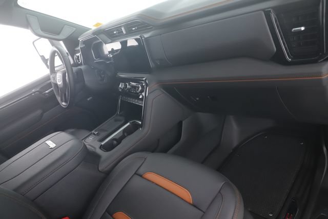 Used 2026 GMC Sierra 3500 AT4 w/ AT4 Premium Plus Package AWD/4WD image 31