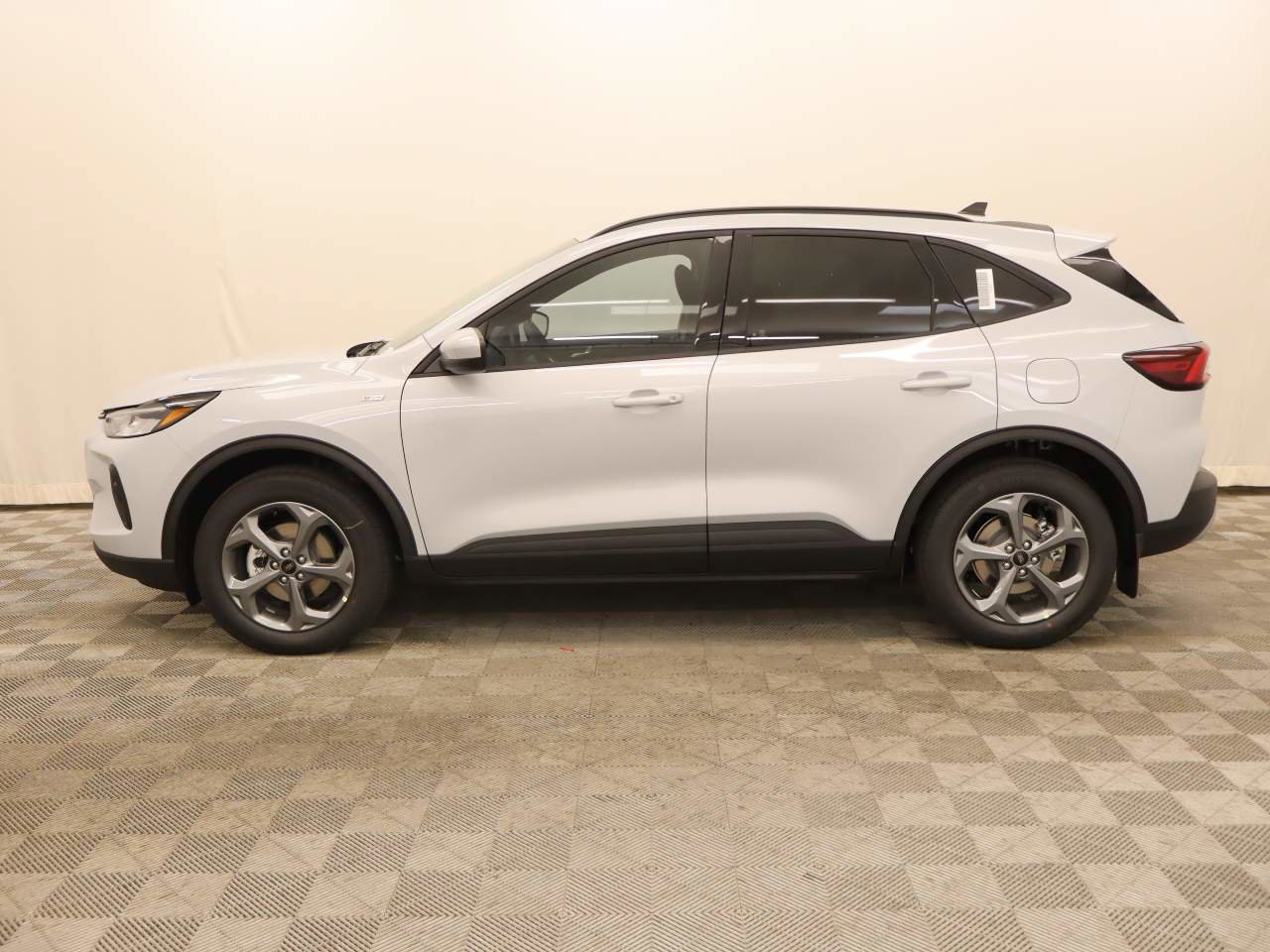 New 2026 Ford Escape ST-Line Select w/ Tech Pack #1 AWD/4WD image 2