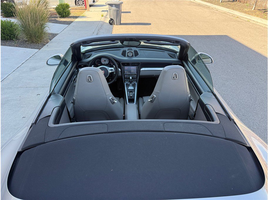Used 2013 Porsche 911 Carrera S RWD image 32