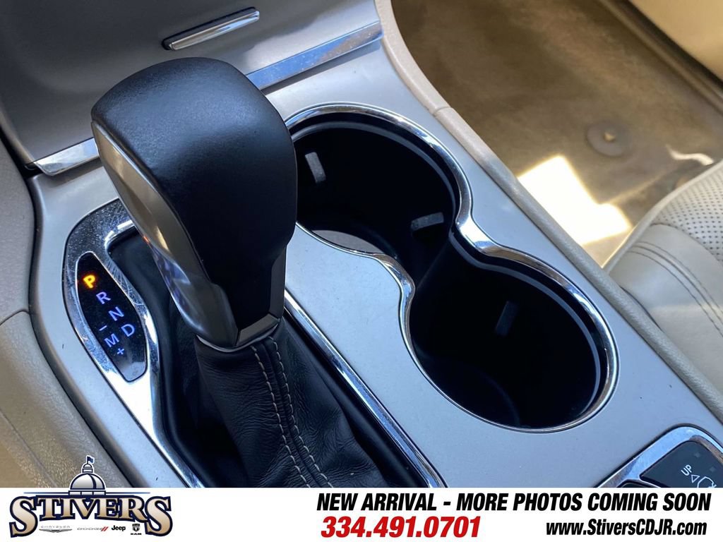 Used 2017 Jeep Grand Cherokee Overland w/ Jeep Active Safety Group AWD/4WD image 28