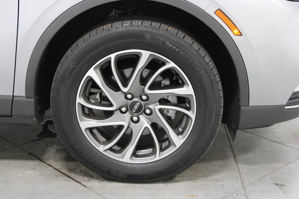 Used 2022 Lincoln Corsair AWD w/ Equipment Group 101A image 13