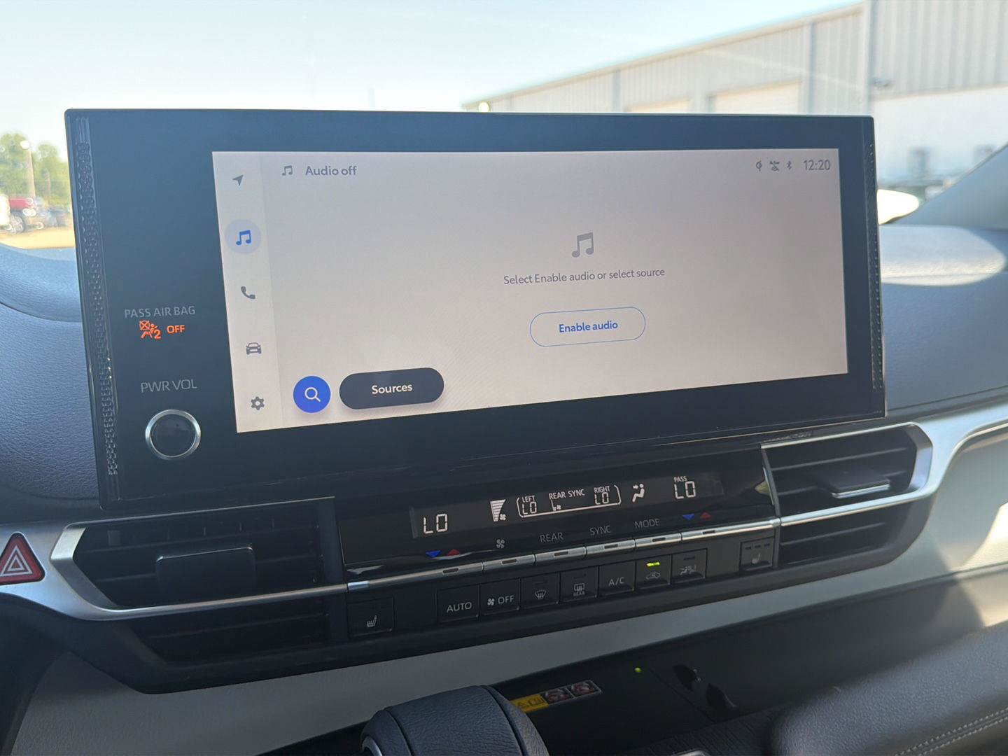 Certified 2026 Toyota Sienna XLE FWD image 25