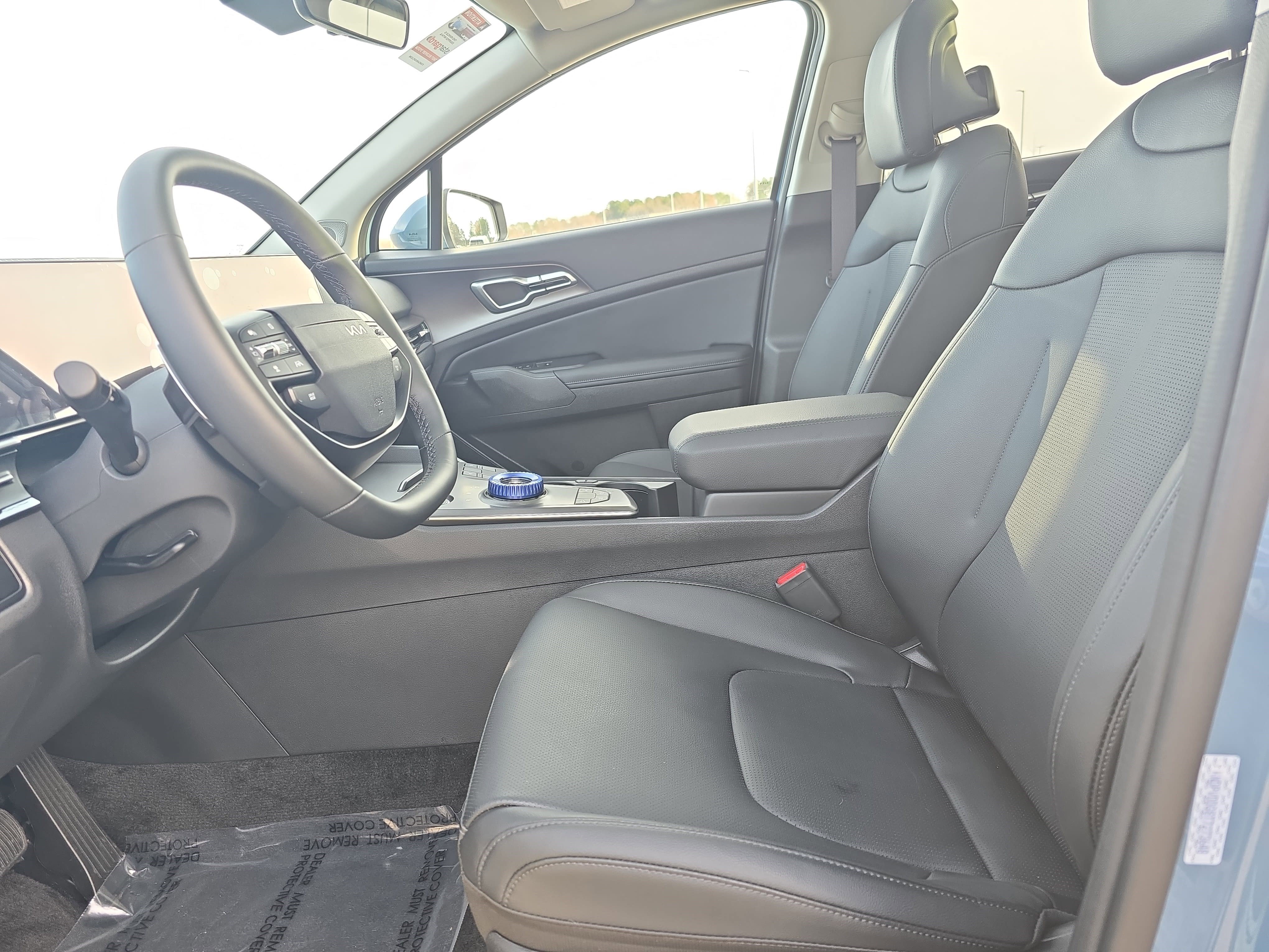 Used 2026 Kia Sportage EX w/ EX Panoramic Sunroof Package image 15