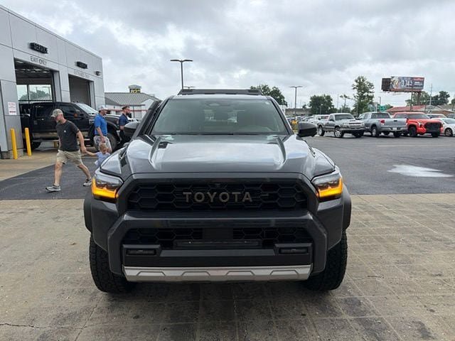 Certified 2025 Toyota 4Runner Trailhunter AWD/4WD image 10
