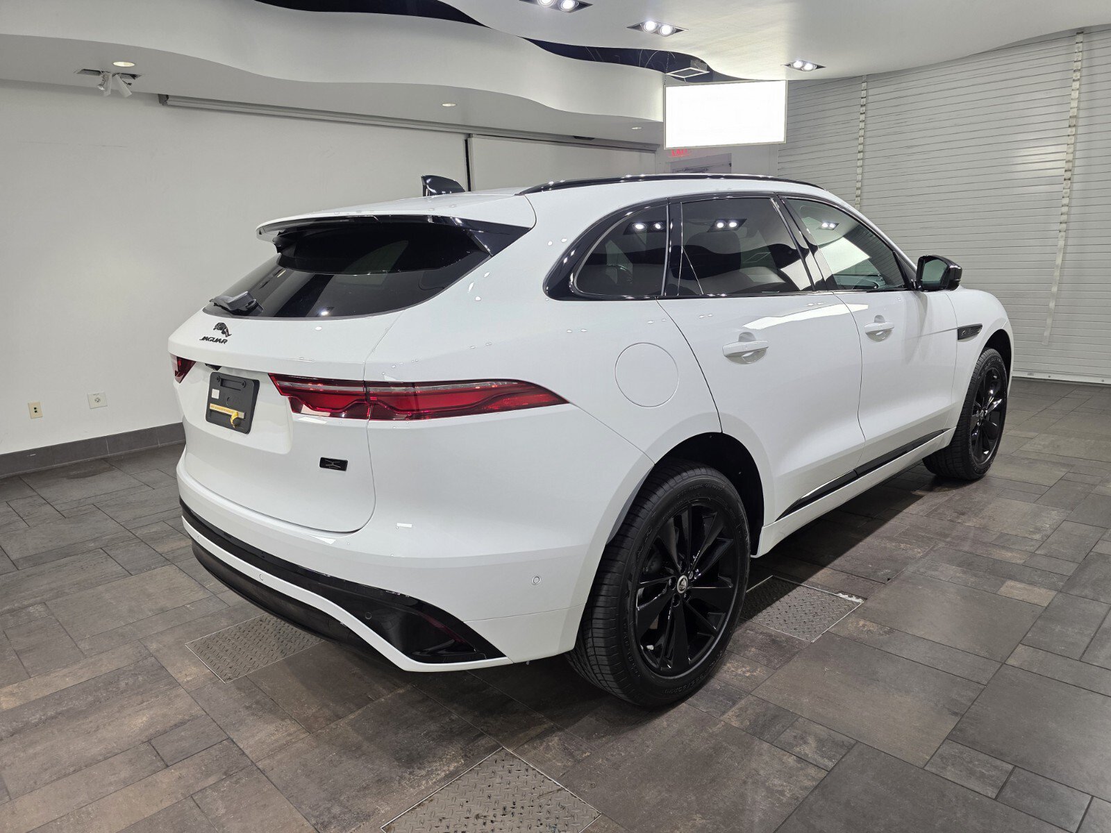 New 2026 Jaguar F-PACE R-Dynamic S AWD/4WD image 26