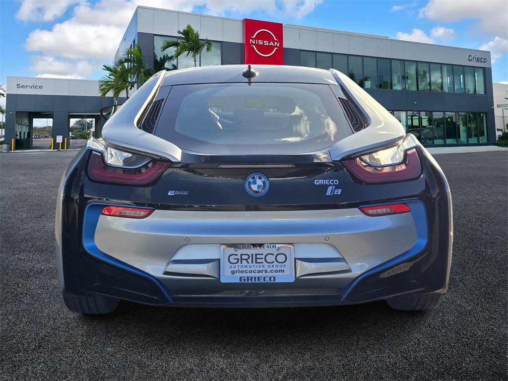 Used 2015 BMW i8 image 6