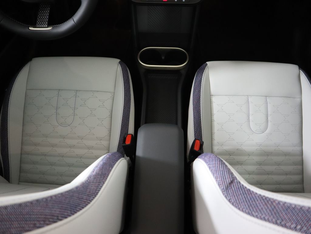 New 2026 MINI Cooper 4-Door Hardtop image 18