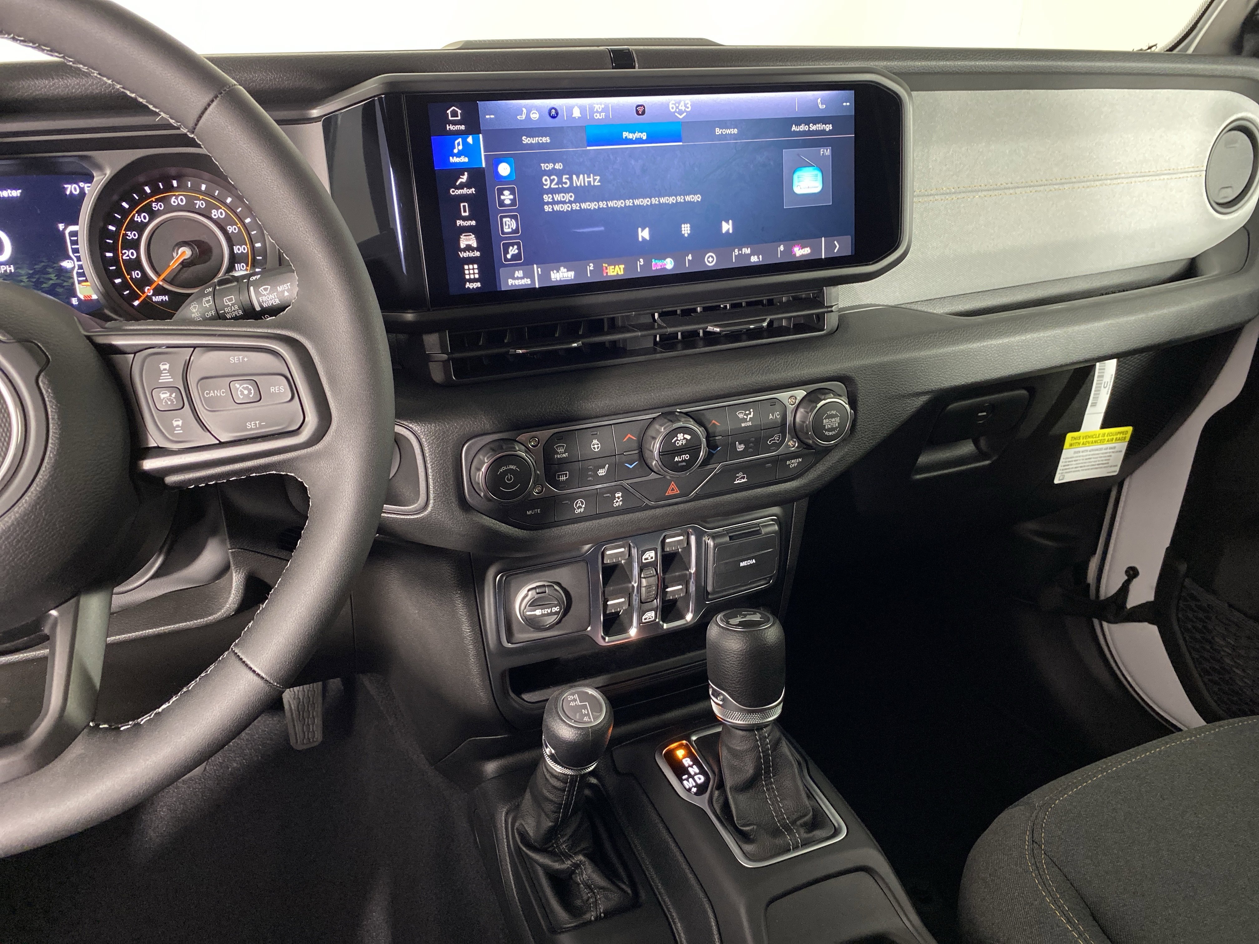 New 2025 Jeep Wrangler Sport S image 24