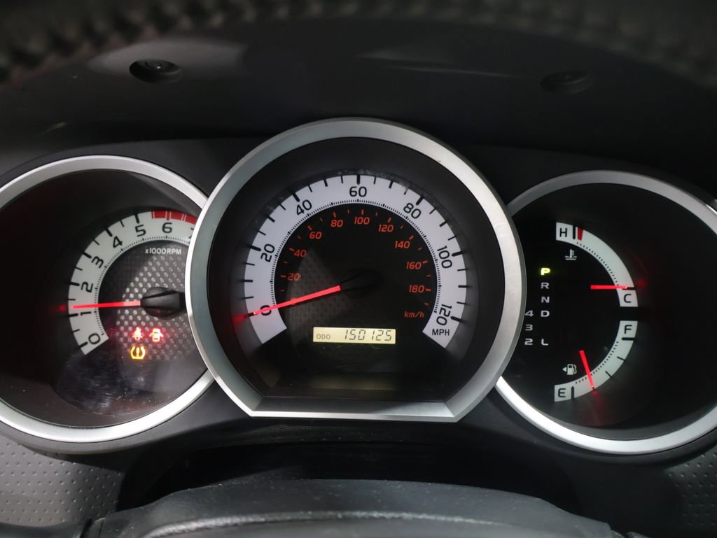 Used 2014 Toyota Tacoma PreRunner w/ TRD Sport Package RWD image 37