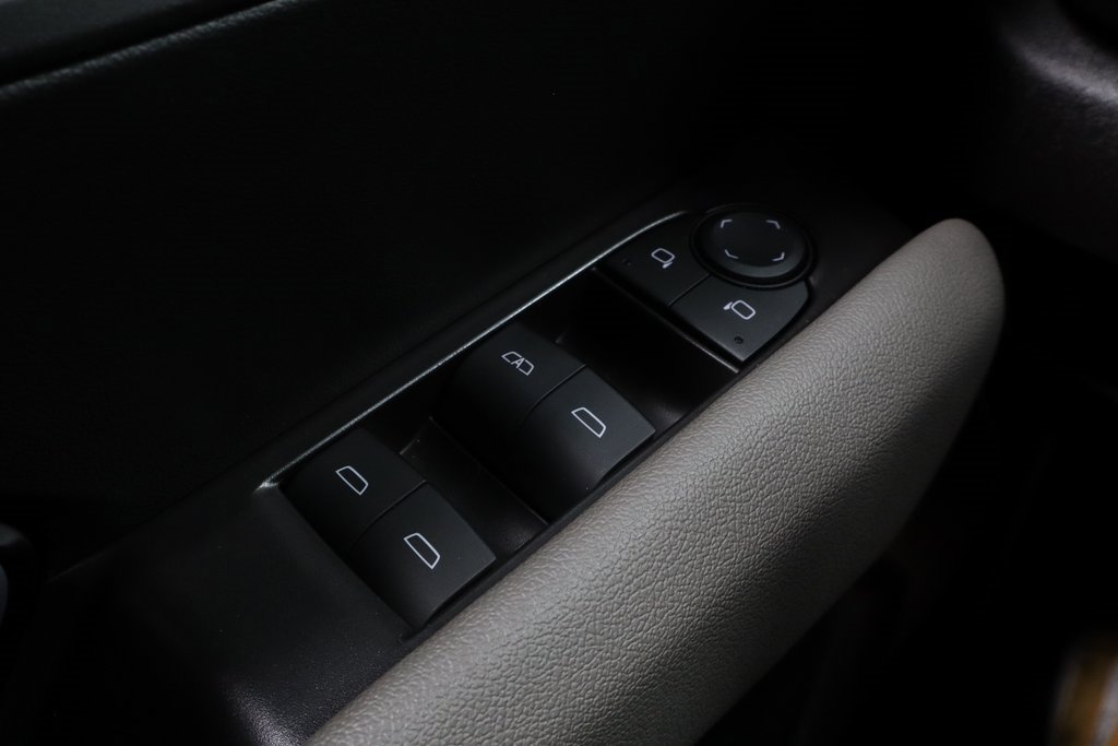 Used 2024 Chevrolet Colorado ZR2 w/ ZR2 Convenience Package III image 25