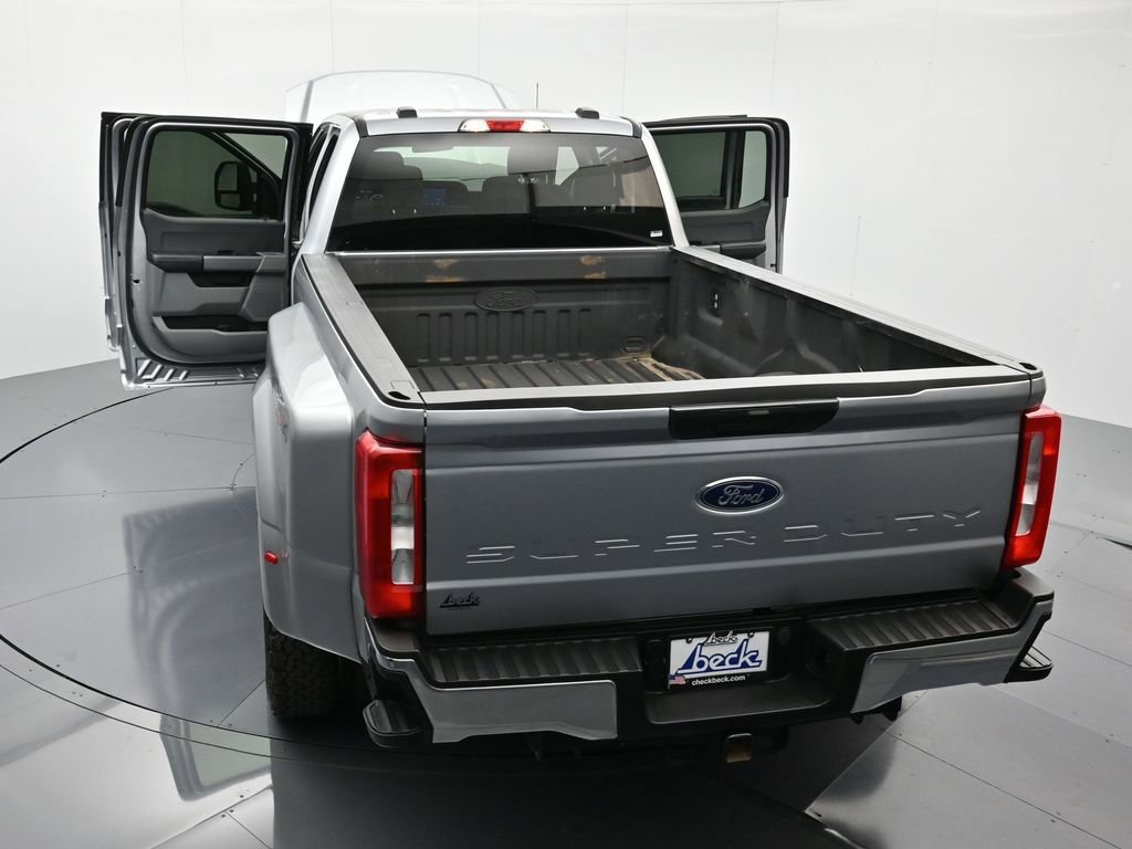 Used 2024 Ford F350 XLT image 43