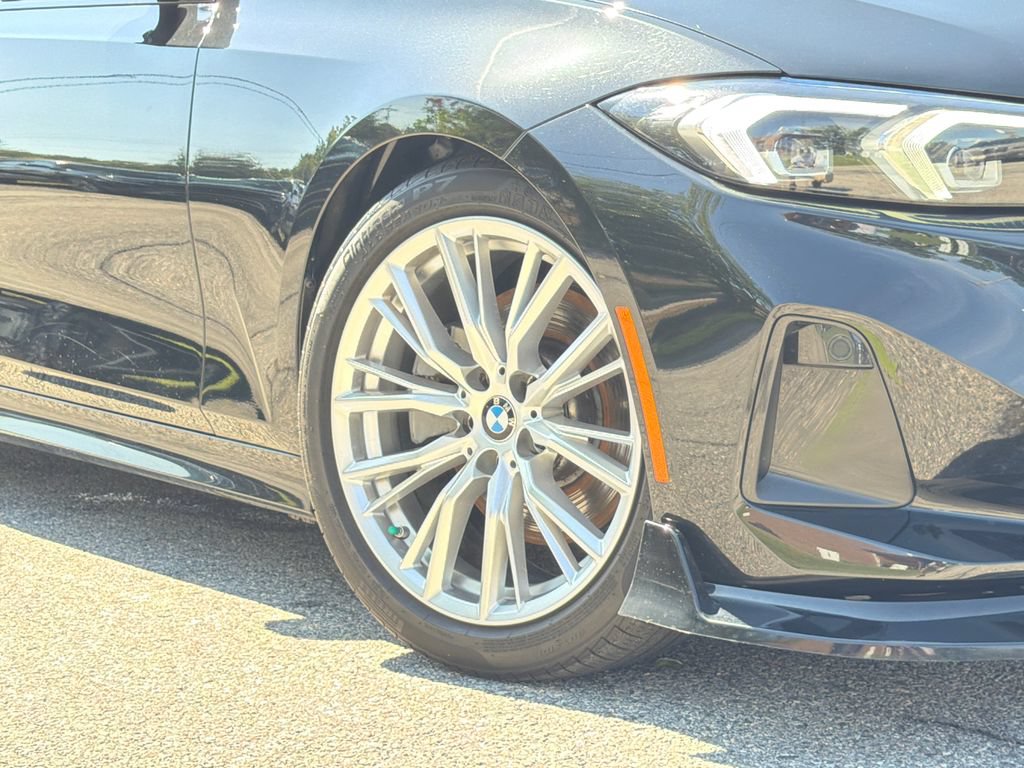 Used 2023 BMW 330i Sedan w/ Driving Assistance Package RWD image 35