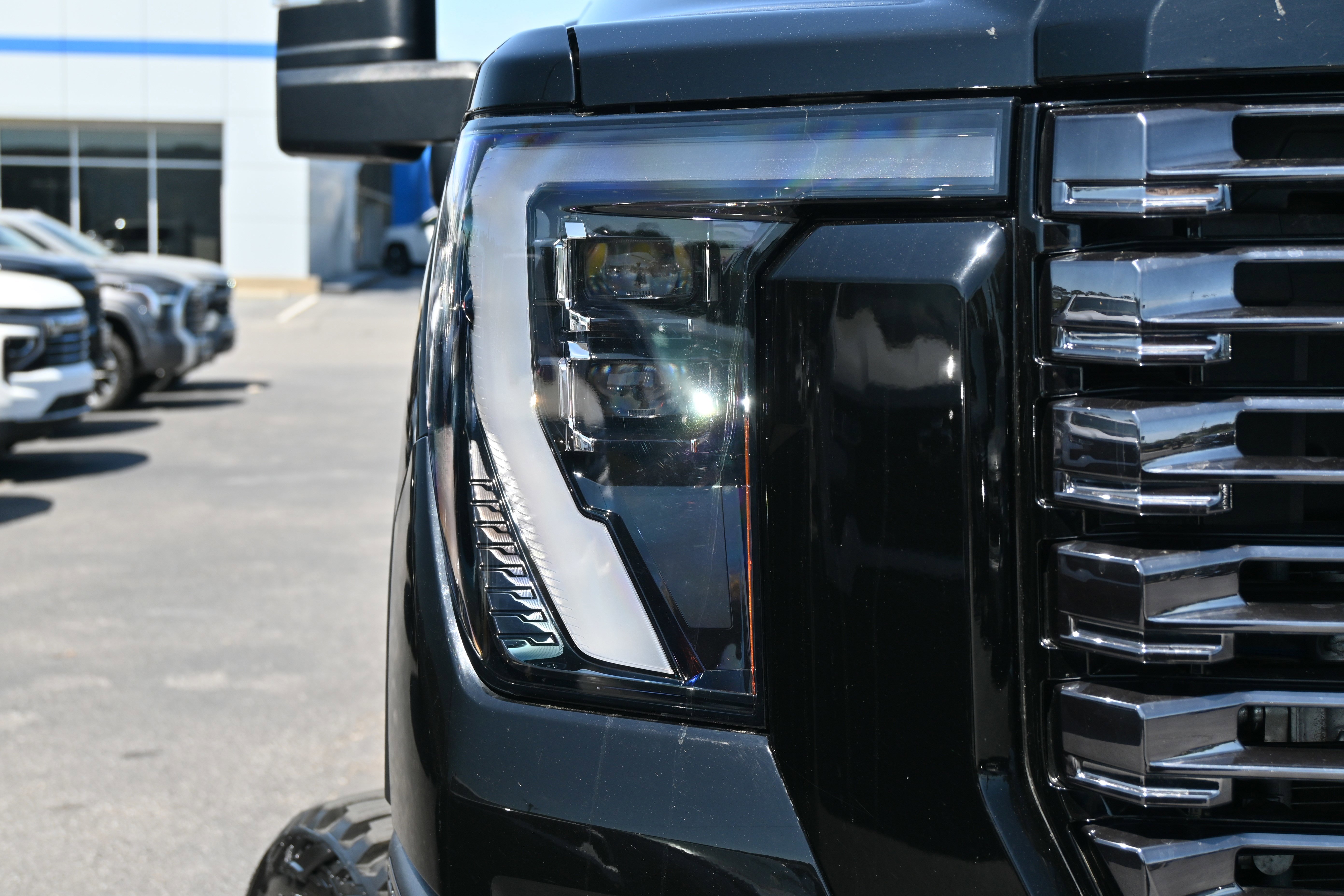 Used 2025 GMC Sierra 2500 Denali Ultimate w/ Max Trailering Package image 29