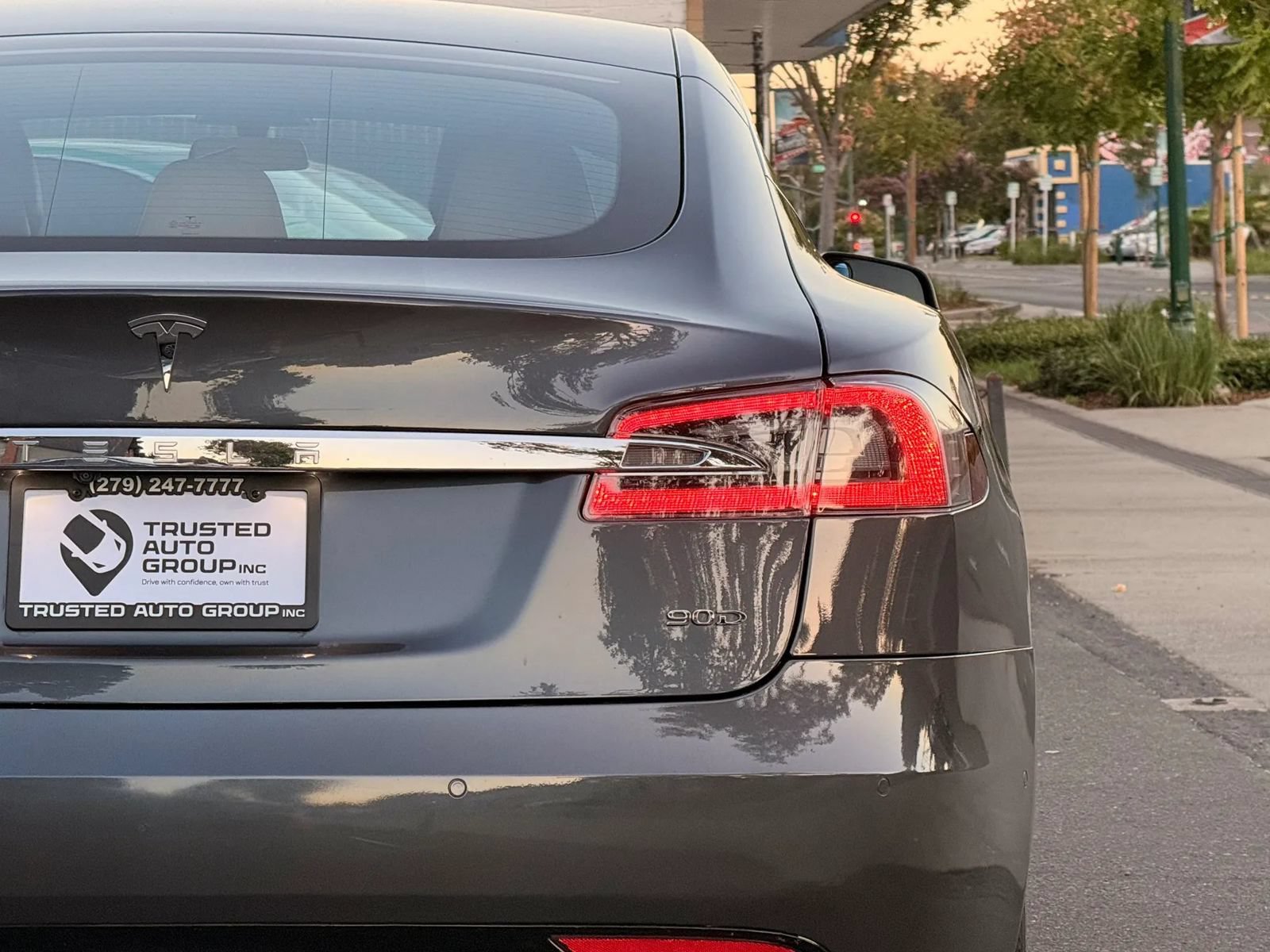 Used 2016 Tesla Model S 90D AWD/4WD image 10