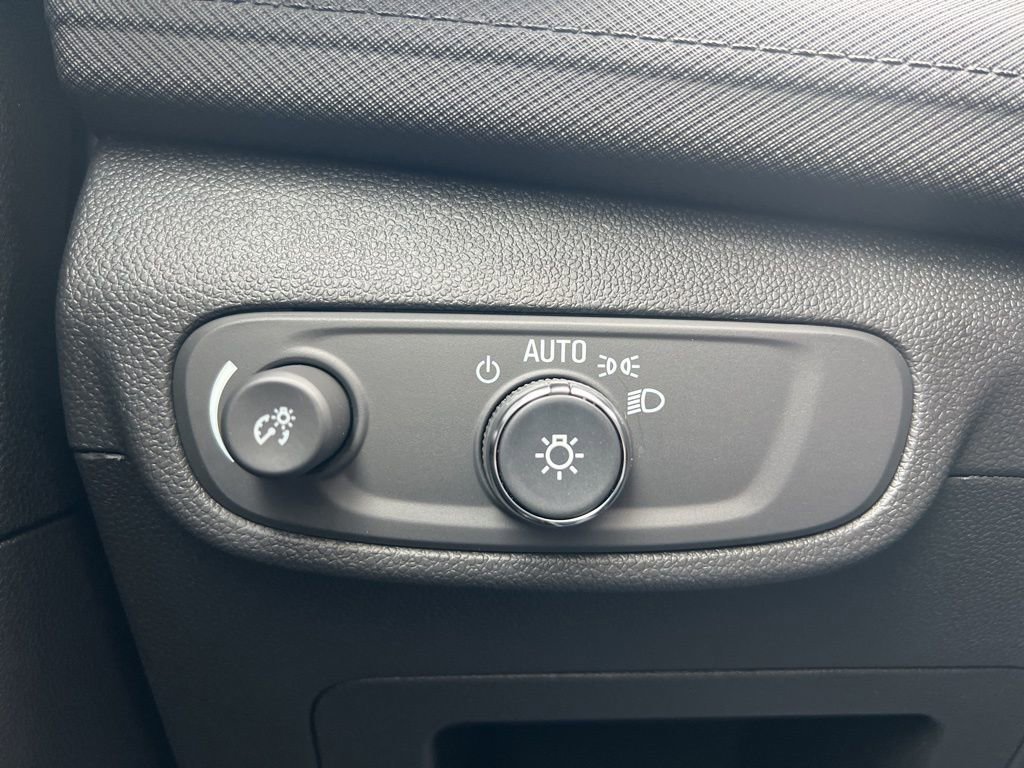 New 2026 Chevrolet TrailBlazer LT w/ Convenience Package image 16