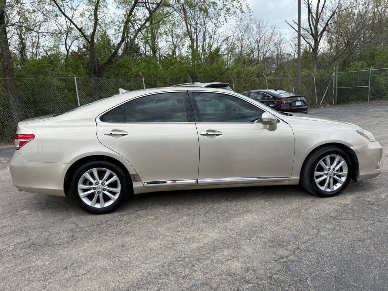 Used 2010 Lexus ES 350 FWD image 6