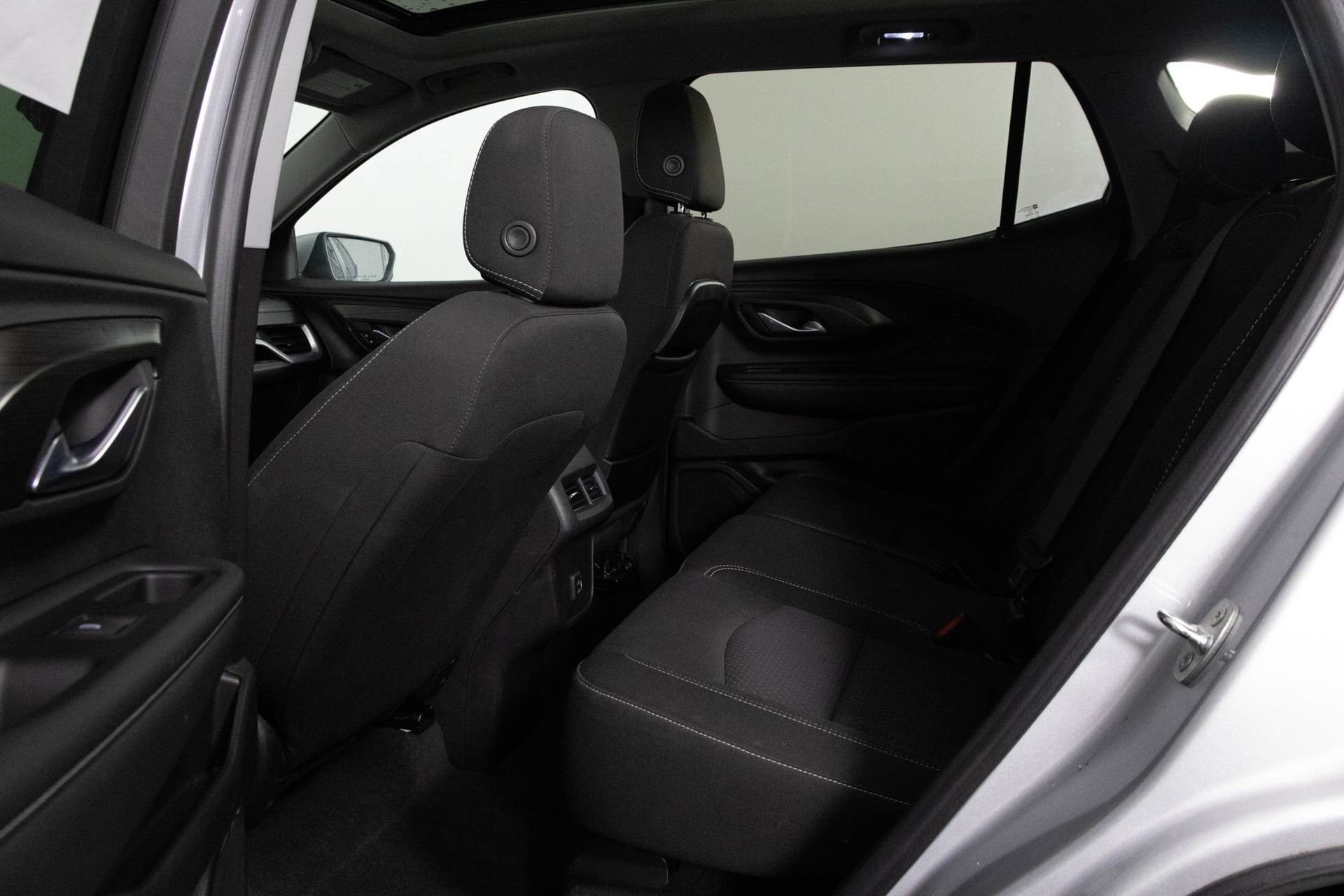 Used 2022 GMC Terrain SLE w/ Driver Convenience Package image 34