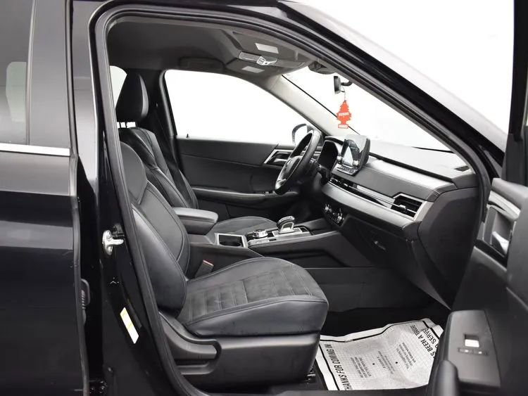 Used 2024 Mitsubishi Outlander Ralliart image 17