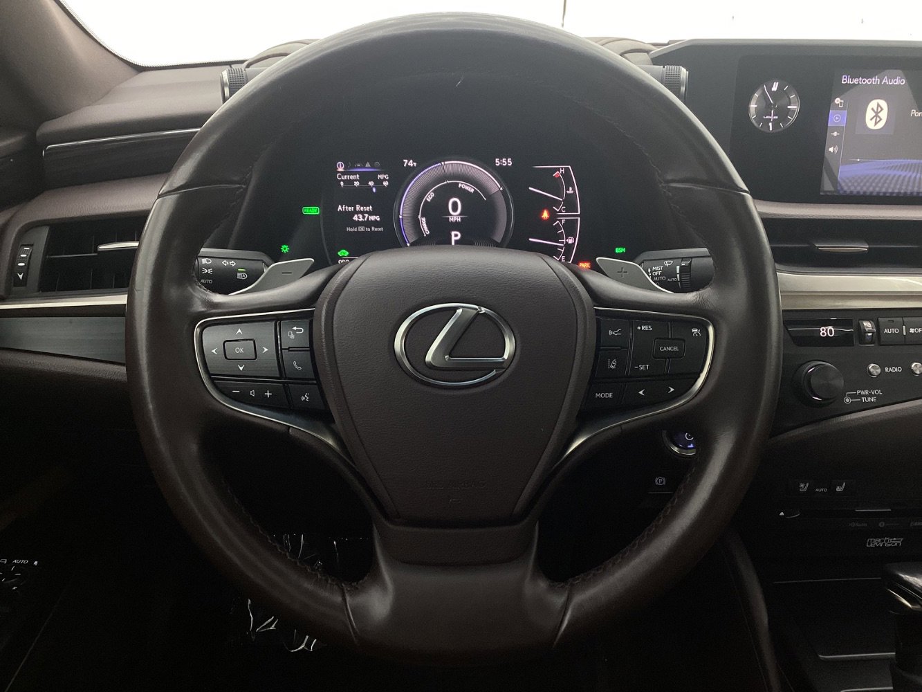 Used 2020 Lexus ES 300h w/ Premium Package image 30