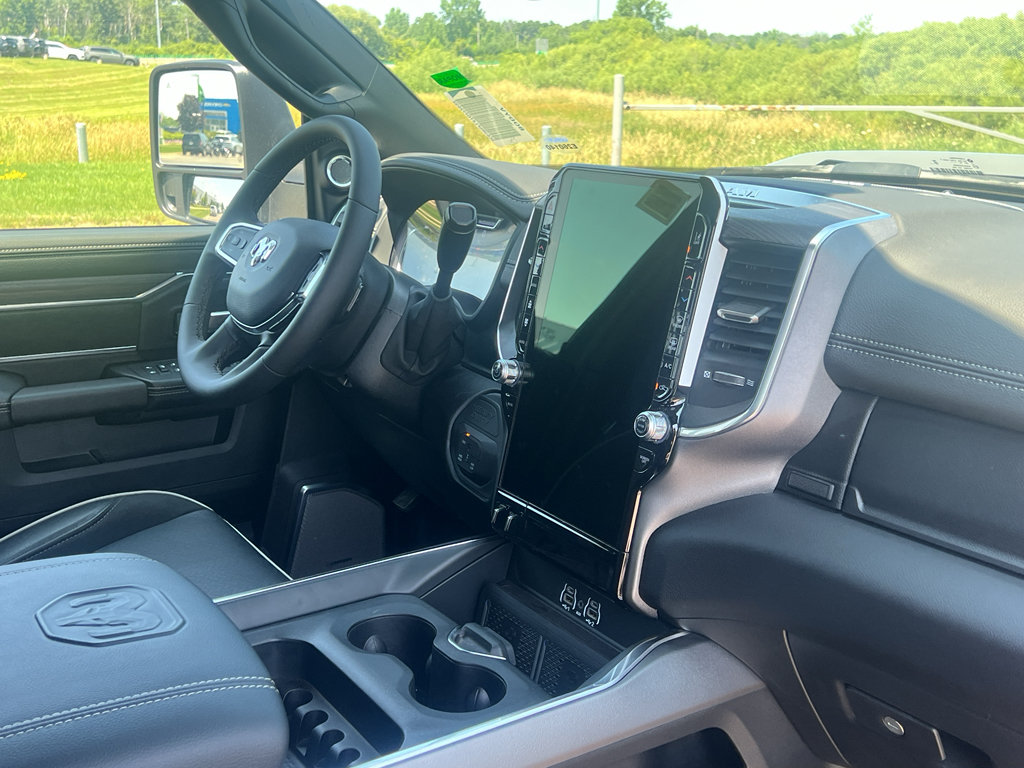 New 2026 RAM 2500 Laramie AWD/4WD image 26