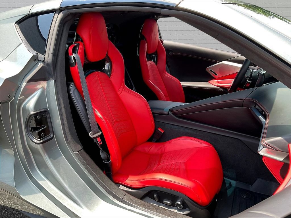 Used 2024 Chevrolet Corvette Stingray Premium Cpe w/ Z51 Performance Package RWD image 20