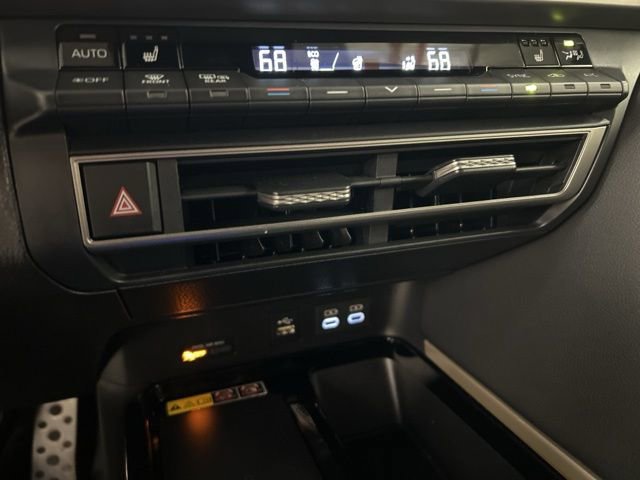 Used 2026 Toyota Camry XSE image 17