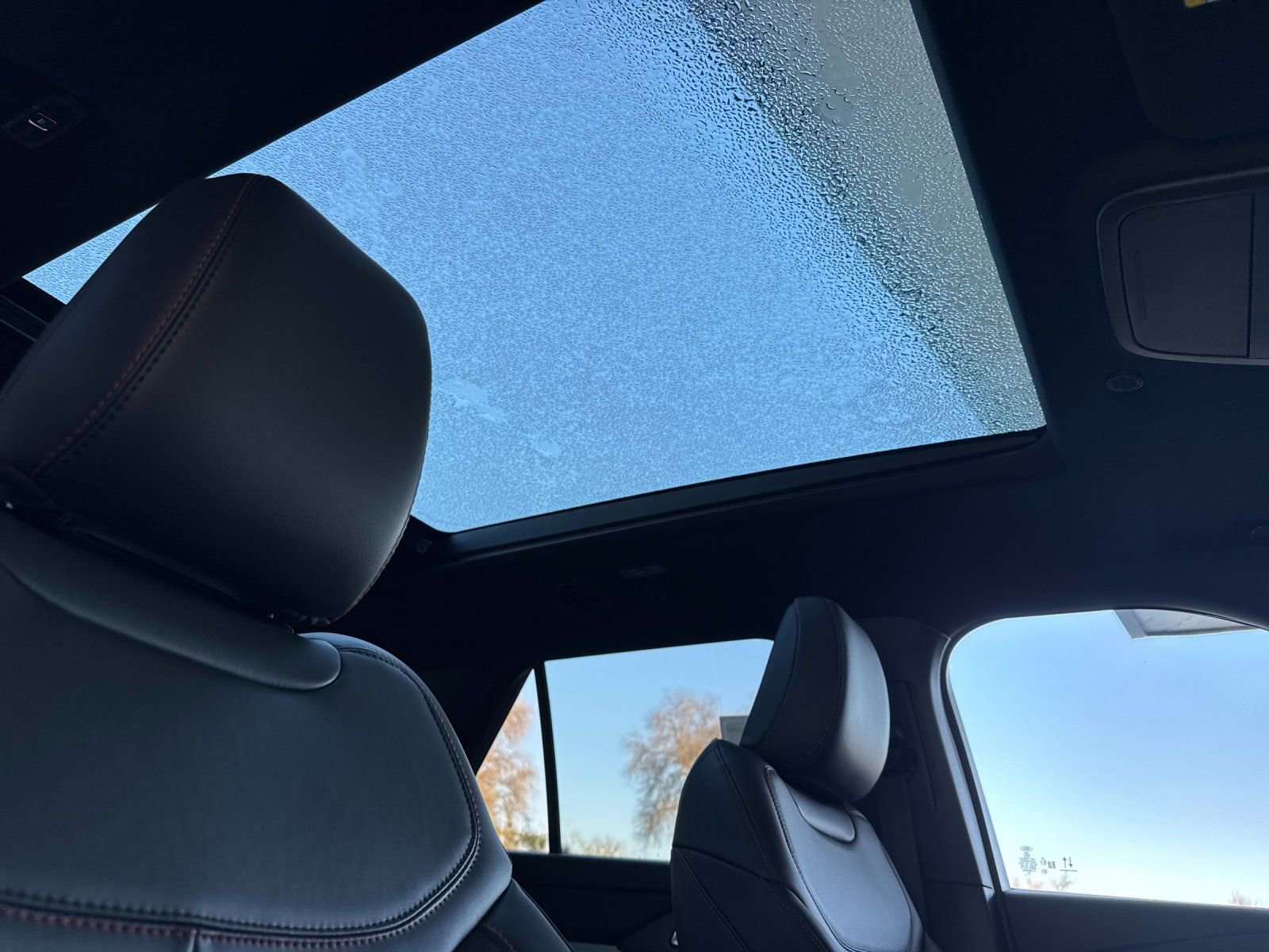 New 2026 Ford Explorer ST-Line w/ ST-Line Street Pack image 19