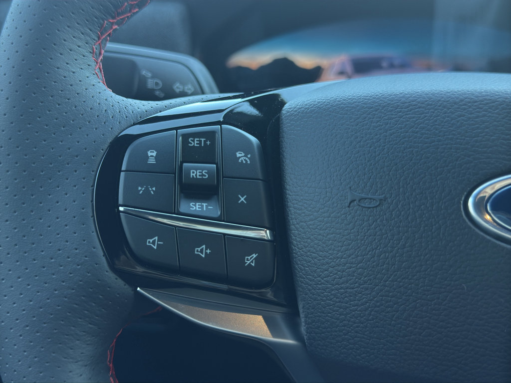 New 2026 Ford Explorer ST-Line w/ Premium Package image 15