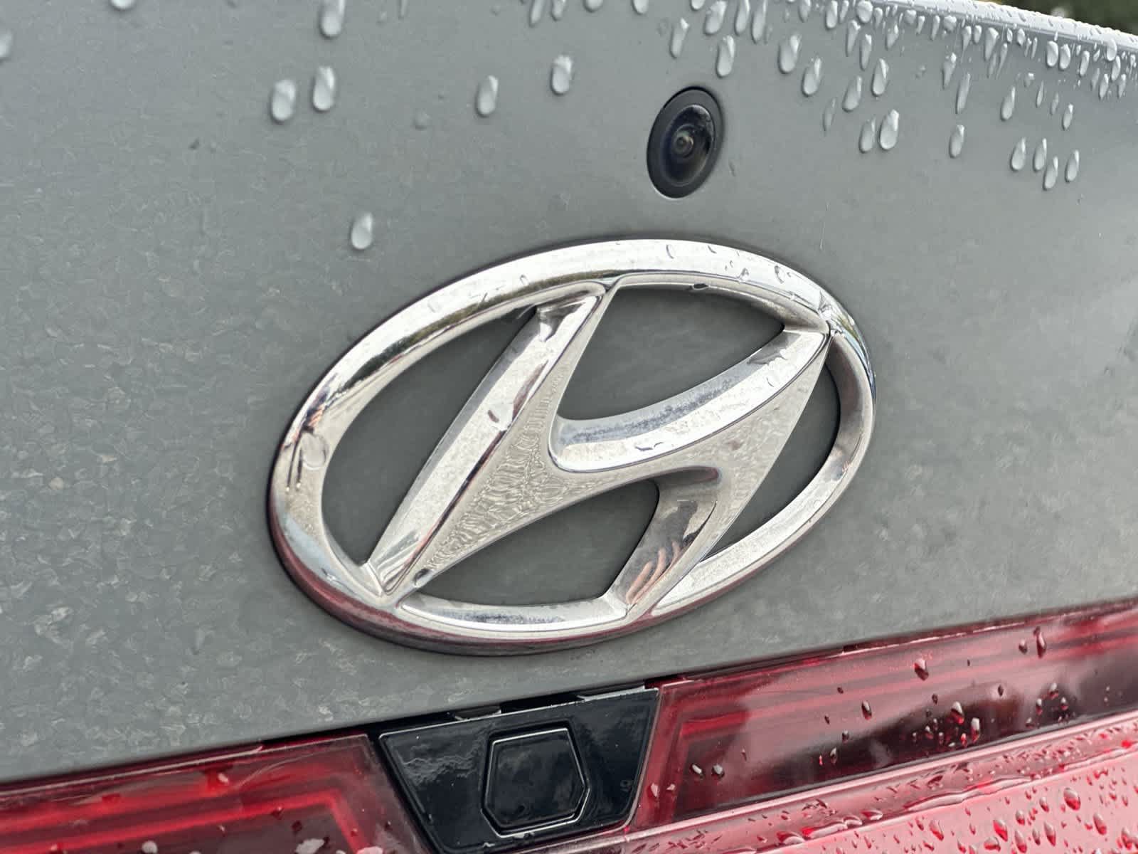Used 2023 Hyundai Elantra SEL FWD image 10