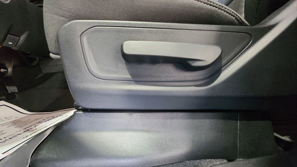 New 2026 RAM 1500 Classic Warlock image 15