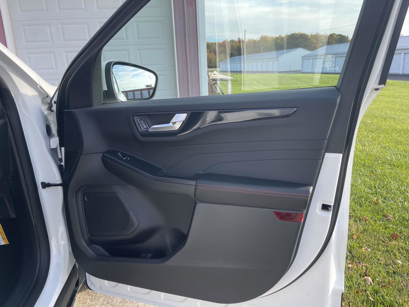 New 2026 Ford Escape ST-Line Select w/ Tech Pack #1 AWD/4WD image 30