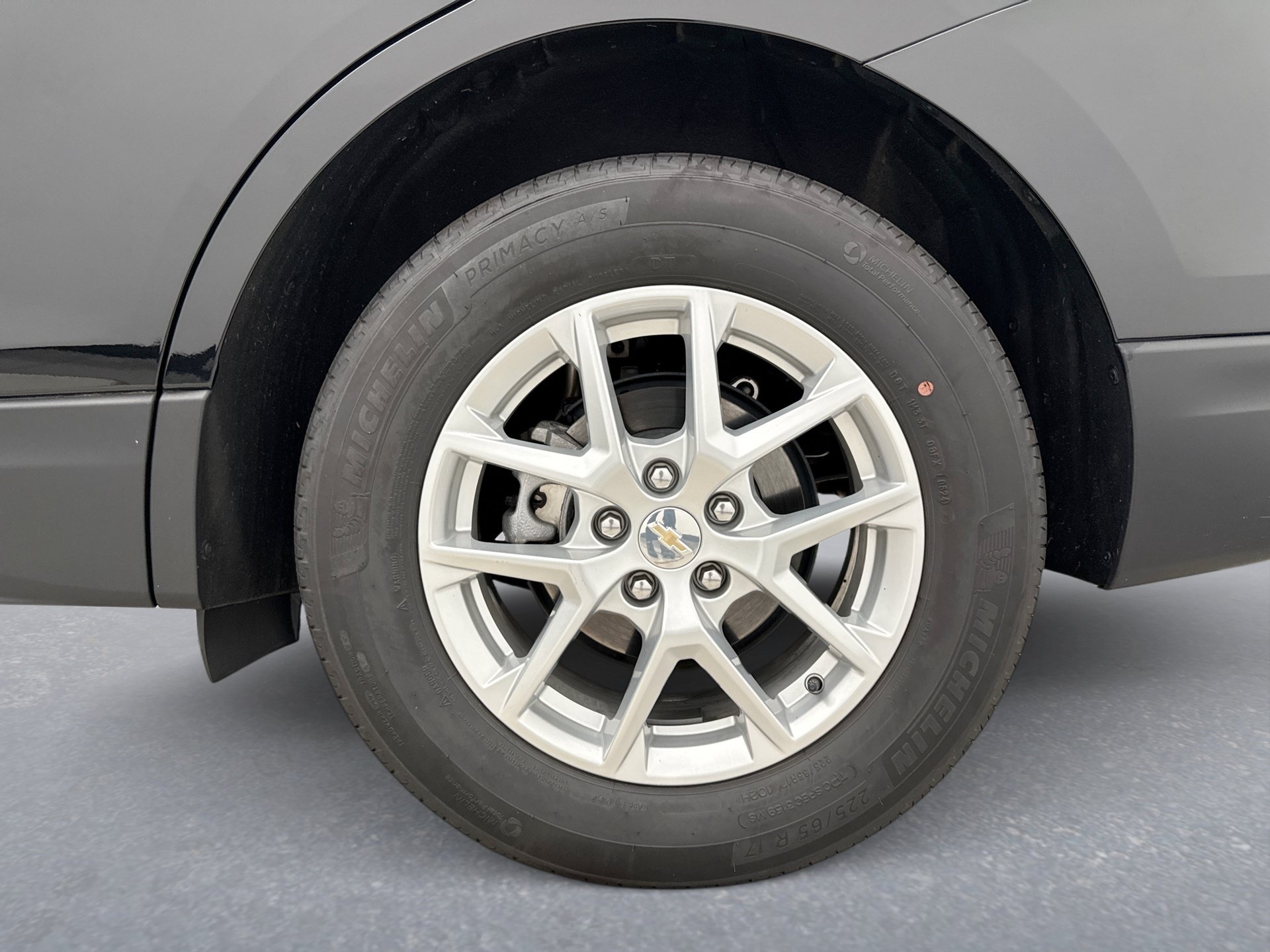 Used 2024 Chevrolet Equinox LT FWD image 25