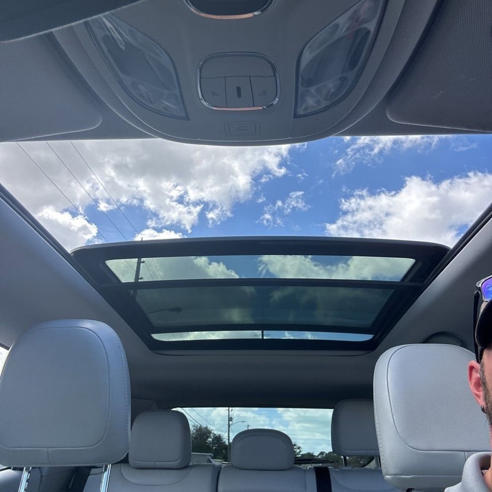 Used 2018 Jeep Compass Limited w/ Navigation Group image 11