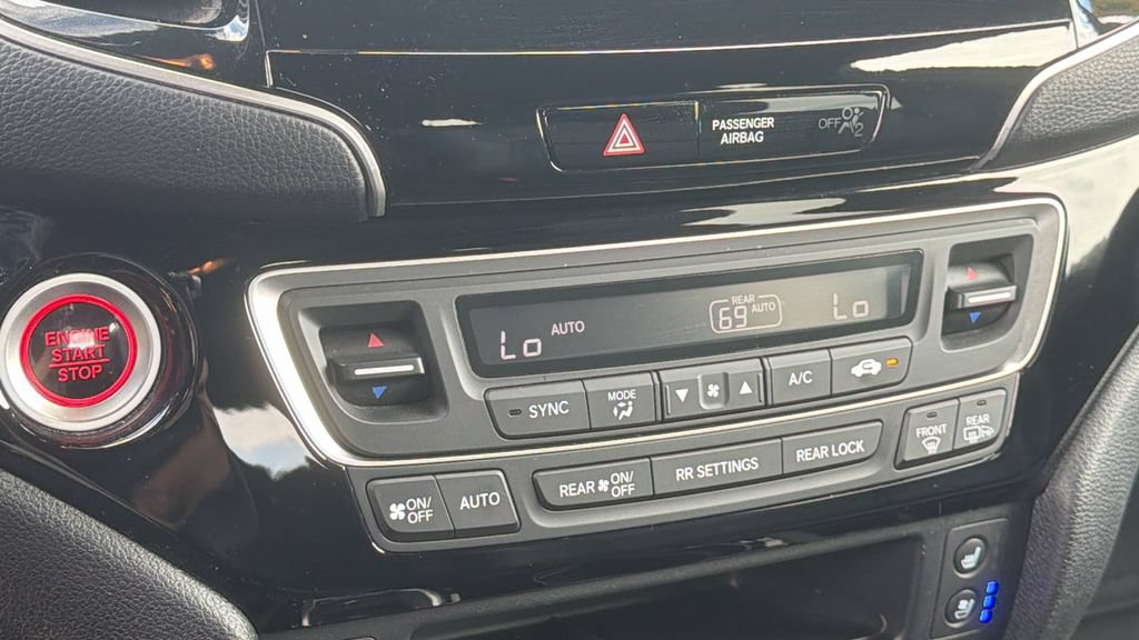 Used 2022 Honda Passport Elite image 14